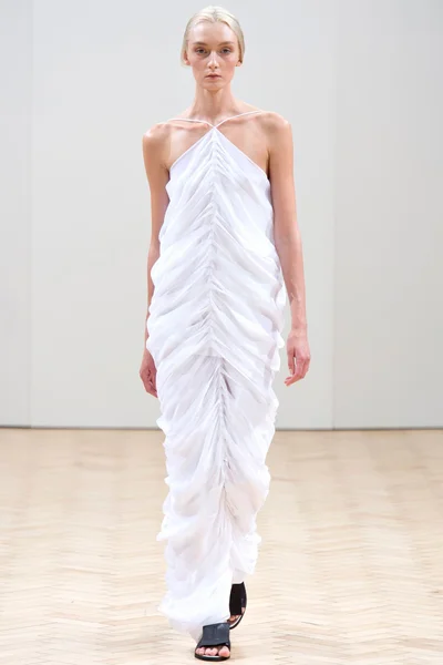 Look 28
